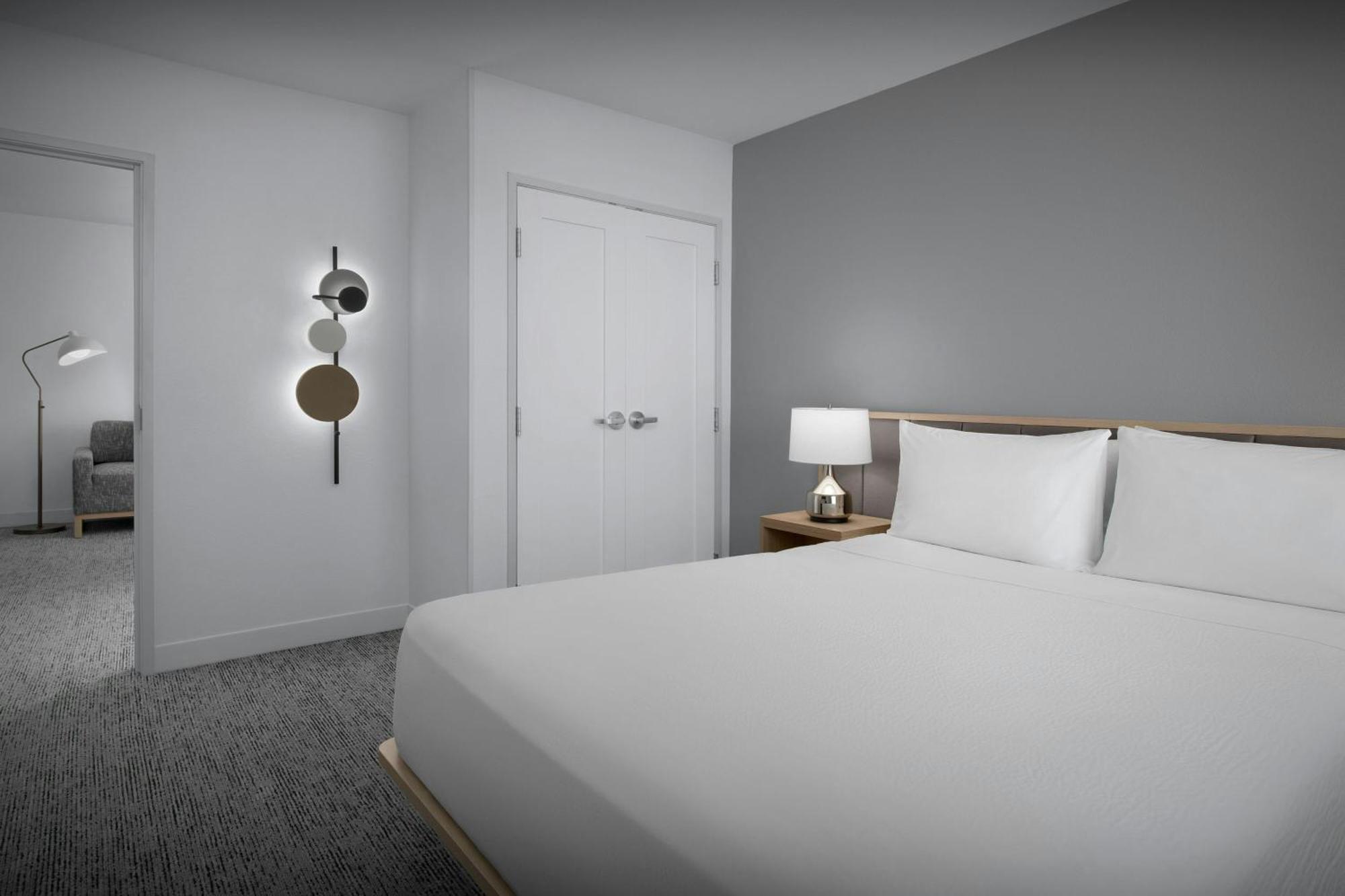 Towneplace Suites By Marriott Fort Myers Gulf Coast מראה חיצוני תמונה