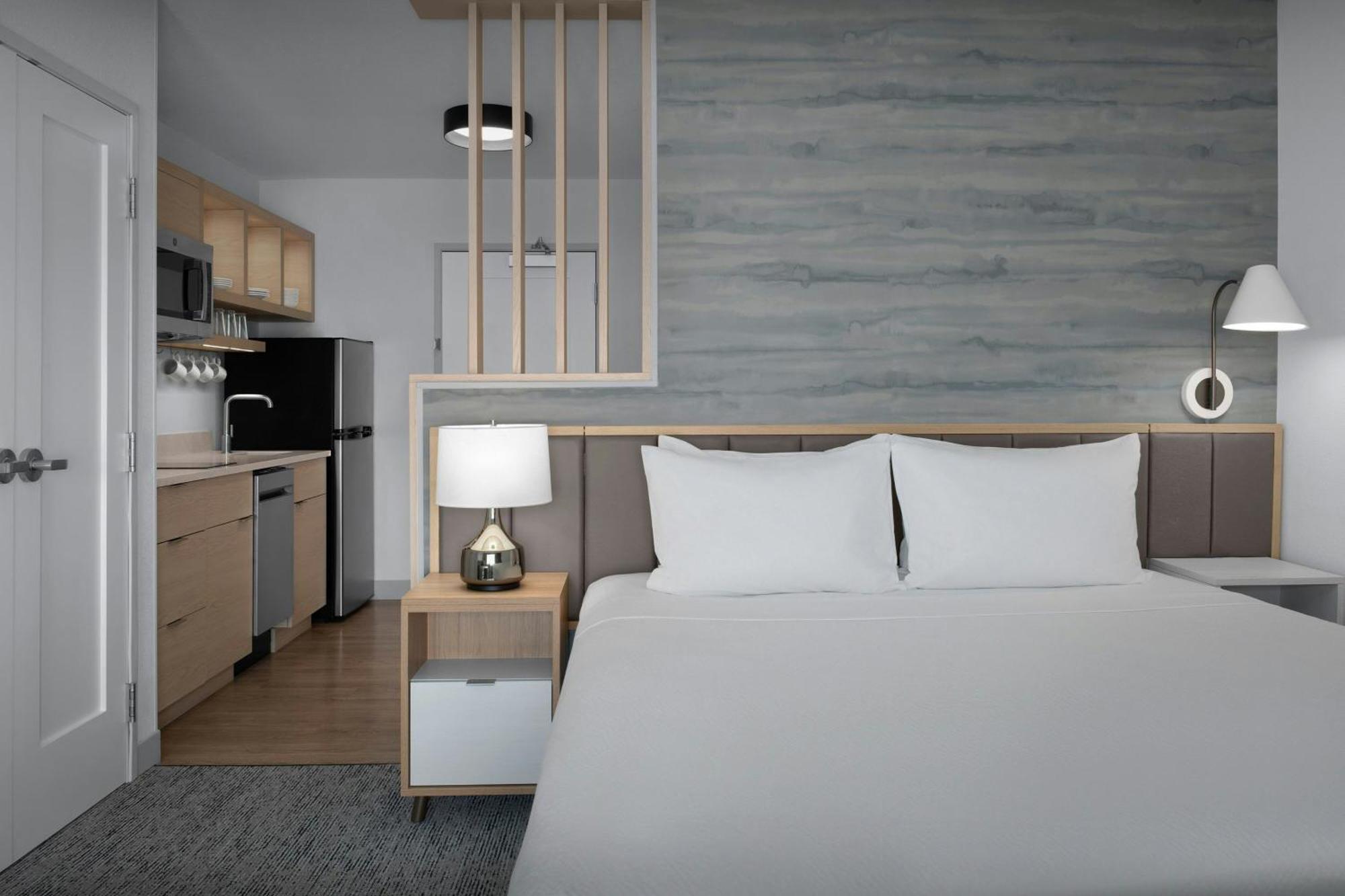 Towneplace Suites By Marriott Fort Myers Gulf Coast מראה חיצוני תמונה